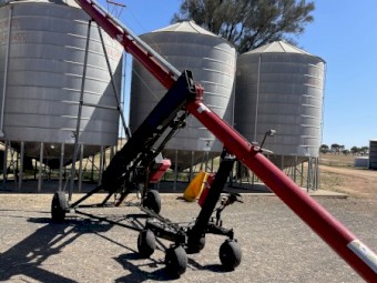 WANTED Wheatheart 10x51 Self Propelled Auger