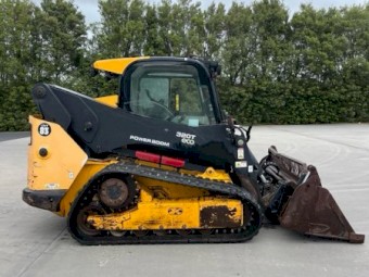 JCB Skidsteer 320T