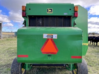 2004 John Deere 466 Silage Special Round Baler