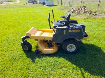 Zero turn mower 