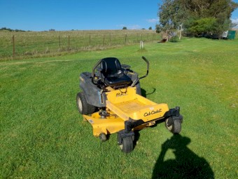 Zero turn mower 