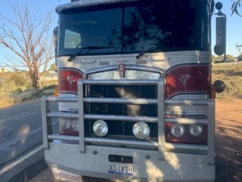 2006 K104 Kenworth 