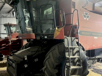 Massey Ferguson 9790 harvester and fronts