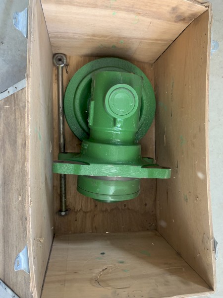 John Deere 936D front knife drive gearbox, NEW