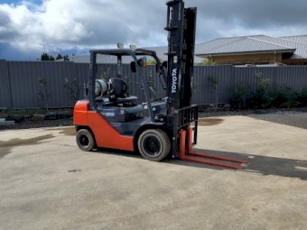 Forklift 2.5T Toyota