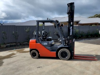 Forklift 2.5T Toyota