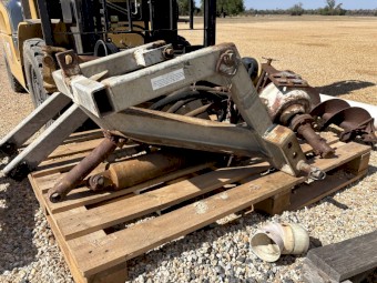 Rocky Roo Post Hole Digger