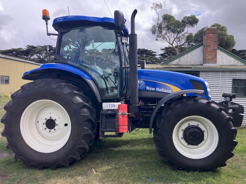2009 New Holland T6080 Tractor