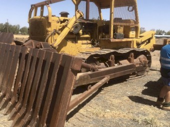 Cat D8H Dozer