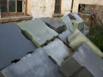 Polymaster Lick Feeders