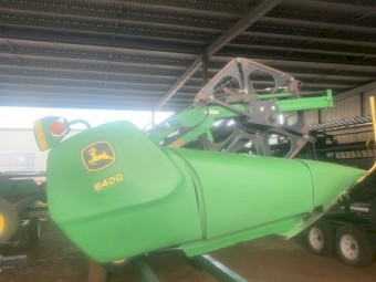 2013 John Deere 640D Draper Front