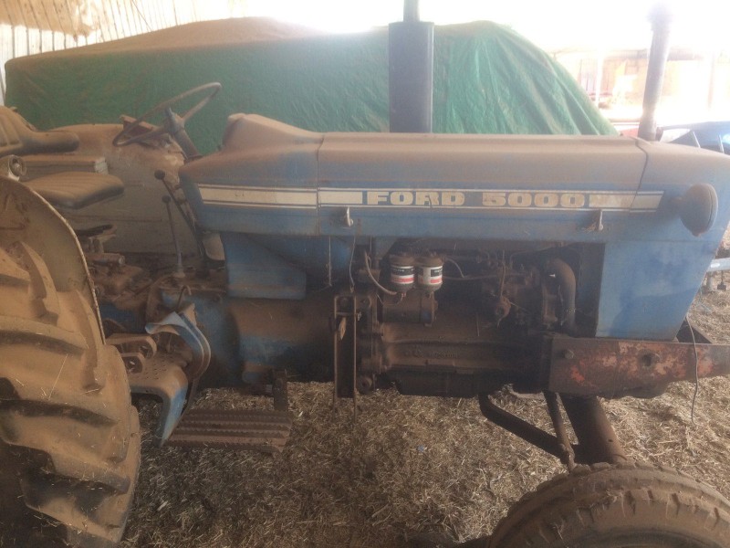 Ford 5000 Tractor 