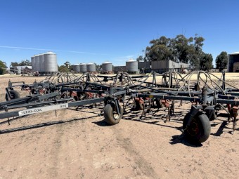 1999 Flexicoil ST820 Air Seeder Bar