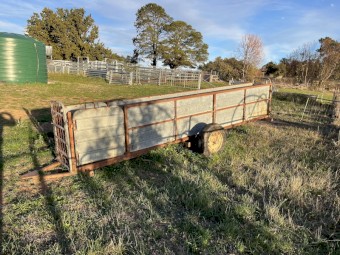 Portable sheep yards