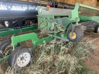 John Deere 914 Pick up Front & Trailer