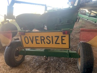 John Deere 914 Pick up Front & Trailer