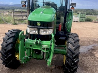 2010 John Deere 5100R Tractor