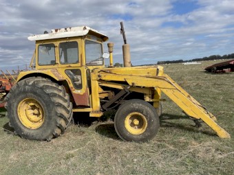 Chamberlain C6100 Tractor / Loader