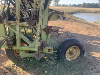 John Shearer Alfarm Airseeder