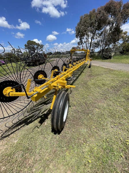 Inline hay rake new Elsworth