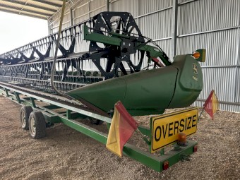2012 John Deere S670 Header with 2017 John Deere 640D 40ft Draper Front