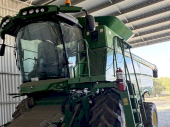 2012 John Deere S670 Header