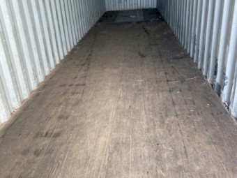 Shipping container 