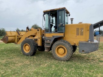 2012 Victory VL3000 Loader