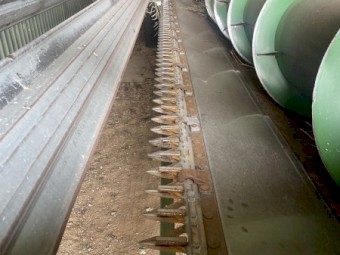 Under Auction - (A188) John Deere 930 Tin Front 