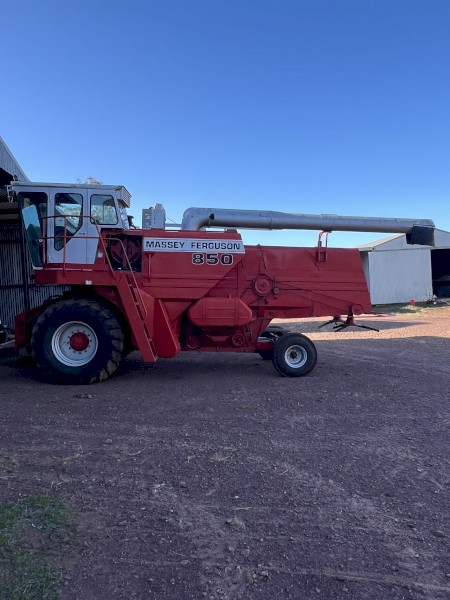 Massey Ferguson 850