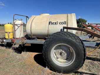 Flexi-Coil 65 Boom Spray