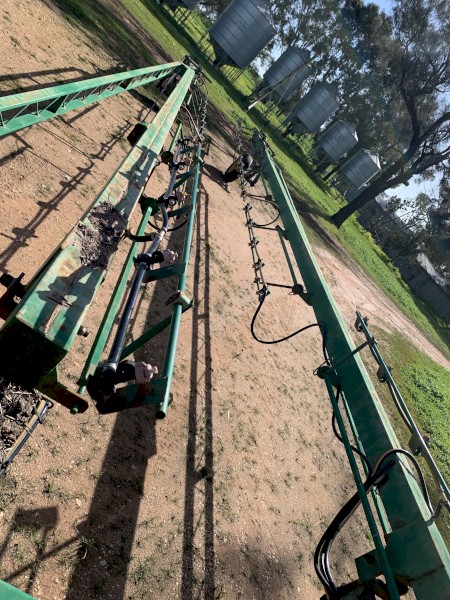 Goldacres Ground Glider 80ft / 3000L