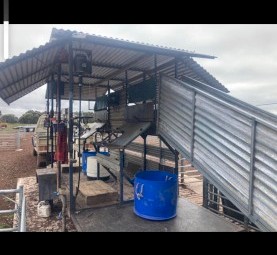 Crutching Trailer 2 stand