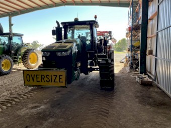 2017 John Deere 8370RT Tractor