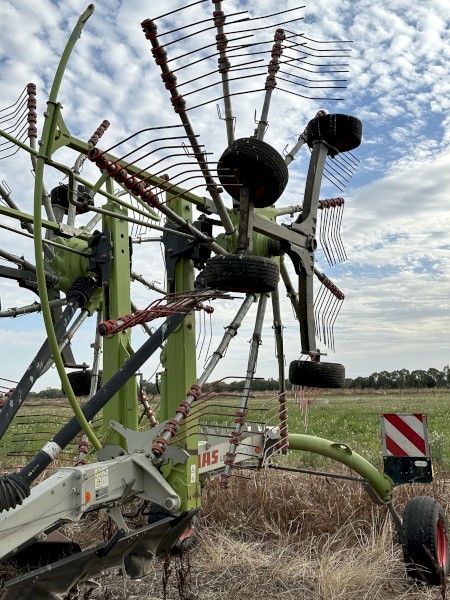 Claas Liner 2700 Hay Rake
