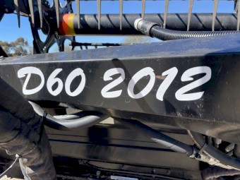 2012 Macdon D60 25ft