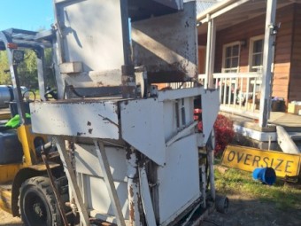 Under Auction - (A256) Lyco Stevlyon 3ph hydraulic wool press No GST 