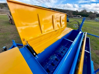 24 row double disc seeder