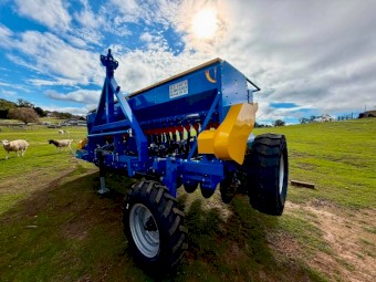 24 row double disc seeder