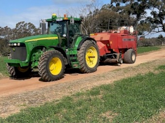Case IH 8585 Big Square Baler