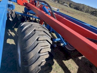36 Row Disc Plough - Red Earth