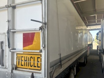 2002 White Hercules Quad Dog