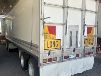 2002 White Hercules Quad Dog