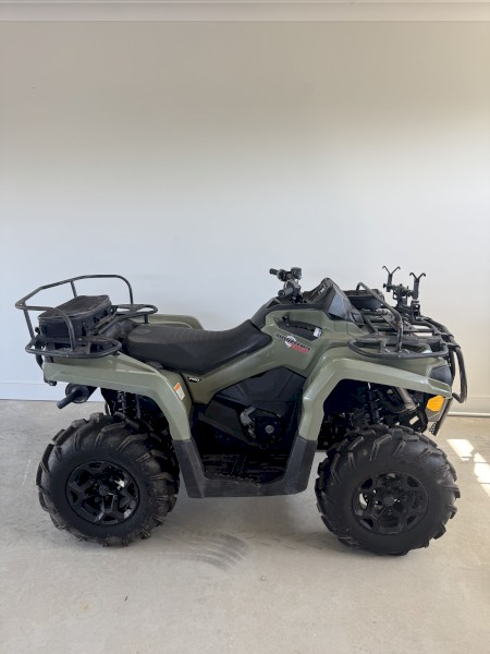 Can-am outlander 570 pro