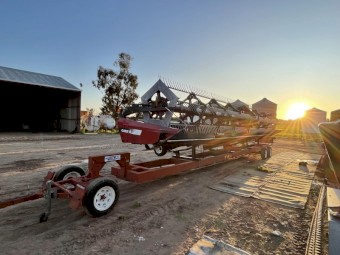 2005 Case IH 2388 Extreme Header with 2062 36ft Front