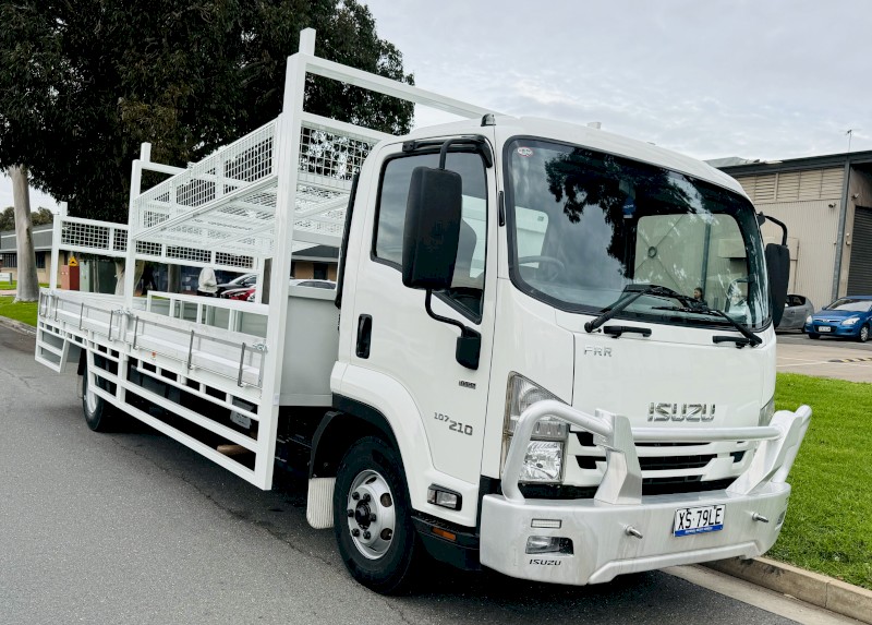 ISUZU FRR500 2020! AUTOMATIC! CONCRETE SET UP TRUCK!