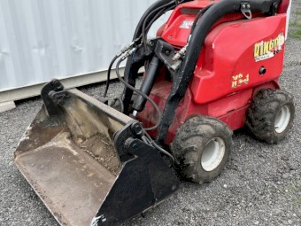 Dingo K9-4 Skid Steer Mini Digger w/ 4-in-1 & GP Bucket