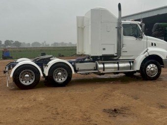 2000 Sterling 9500 Prime Mover