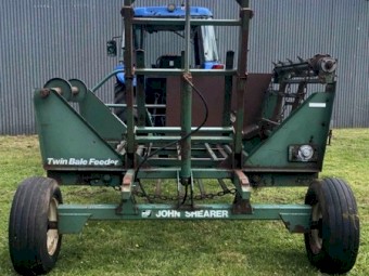 John Shearer Twin Bale Feeder
