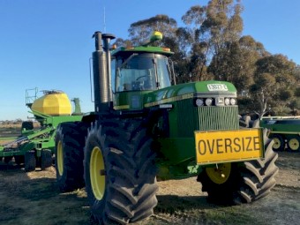 John Deere 8650 Tractor